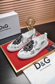 DG sneaker