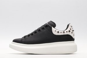 Black calf leather lace-up sneaker with silver-finished hammered stud