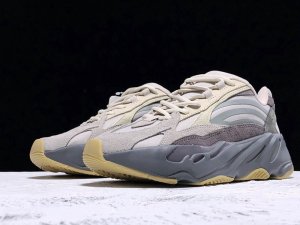 Yeezy Boost 700 V2 Tephra(FU7914)