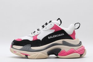 Designer Sneakers Balenciaga Wmns Triple S Trainer 'Red Black Gray '