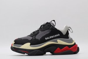 Designer Sneakers Balenciaga Wmns Triple S Trainer 'Black Gray White Red '