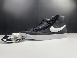 NIKE BLAZER MID CD8233-100