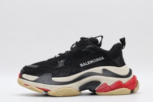 Designer Sneakers Balenciaga Wmns Triple S Trainer 'Black Red