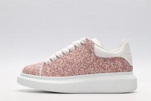 ALEXANDER MCQUEEN OVERSIZED SNEAKER