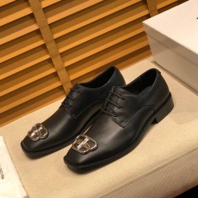 BALENCIAGA leather shoes